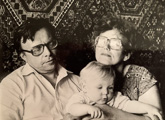 Вениамин Сергеевич и жена Валентина Константиновна с внуком Данилой. Красноярск.